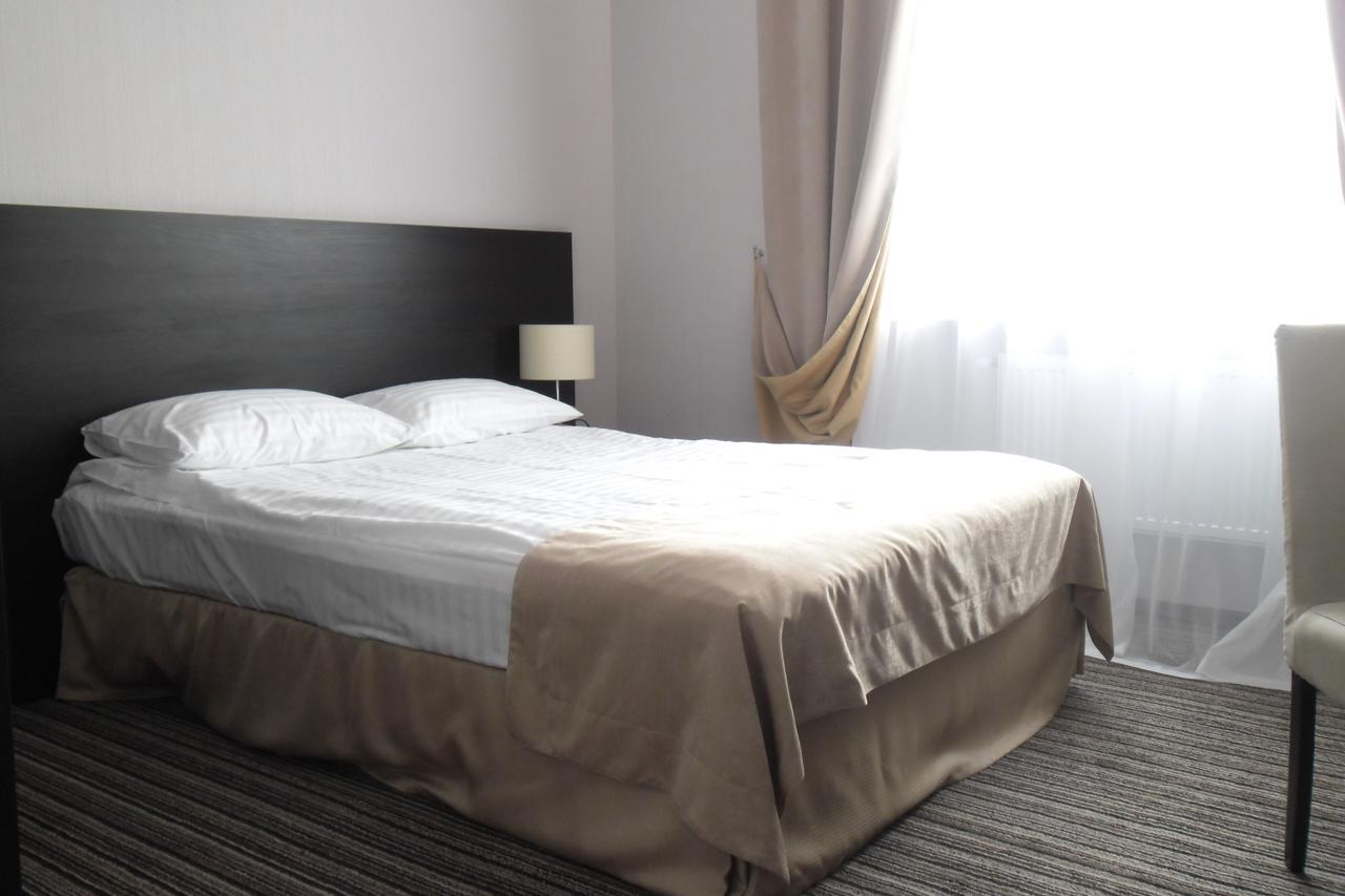 Optima Sumy Hotel Exterior foto