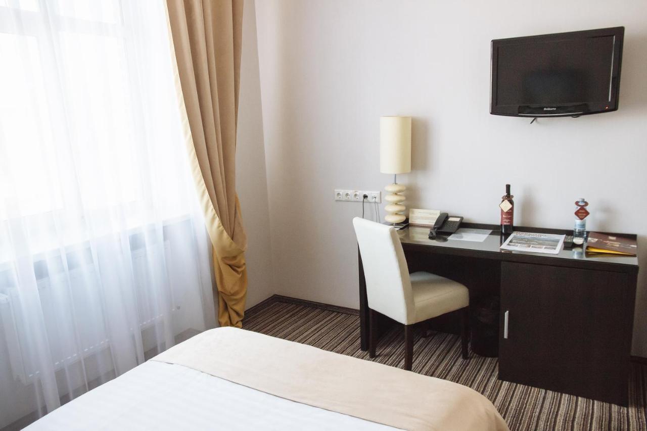 Optima Sumy Hotel Exterior foto